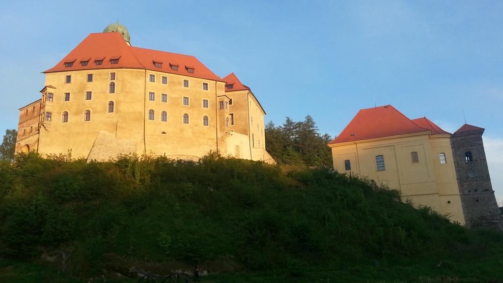 Restaurant & Pension Liebenstein Libá Exterior foto